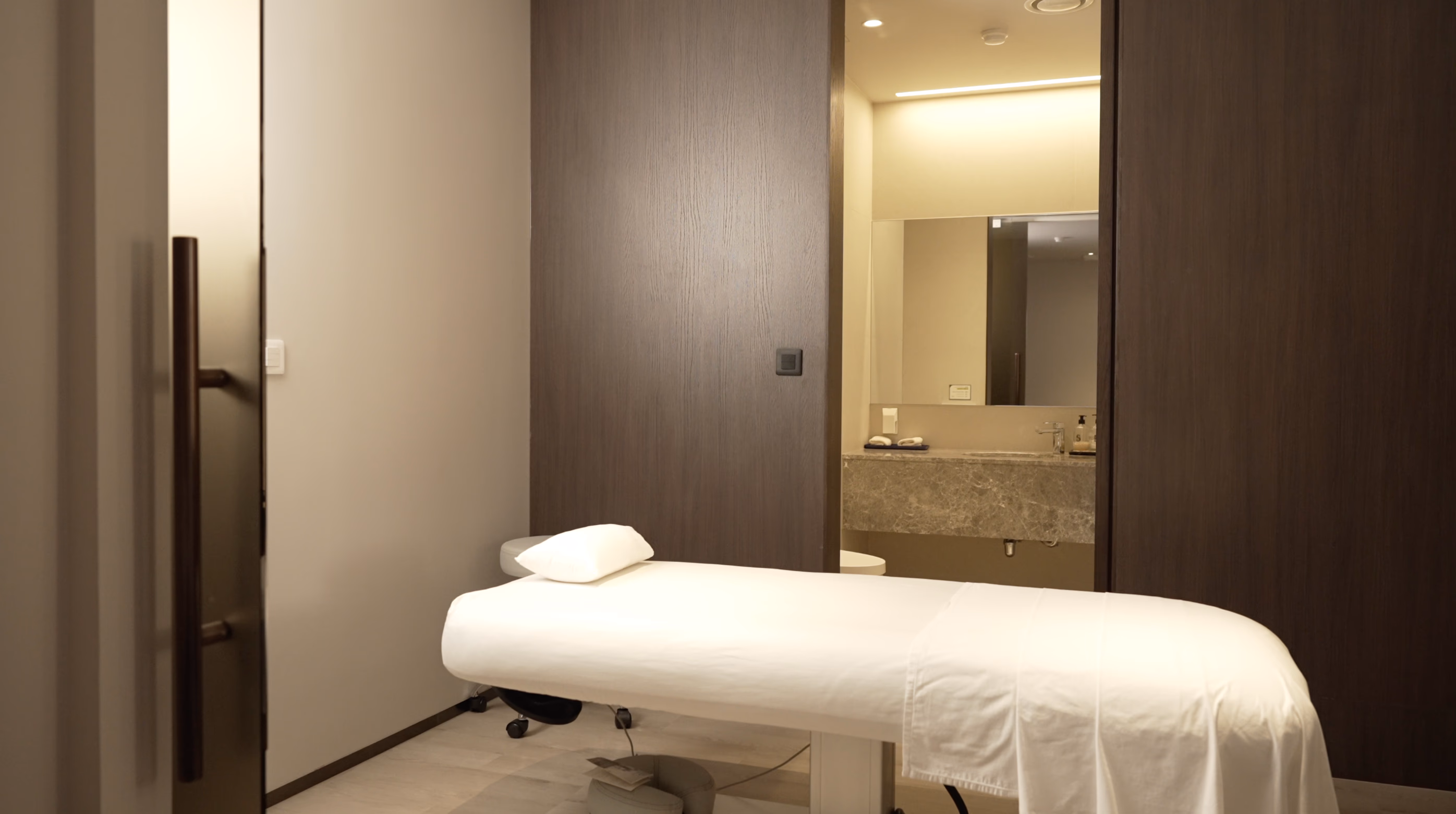 Cellinique Interior 10